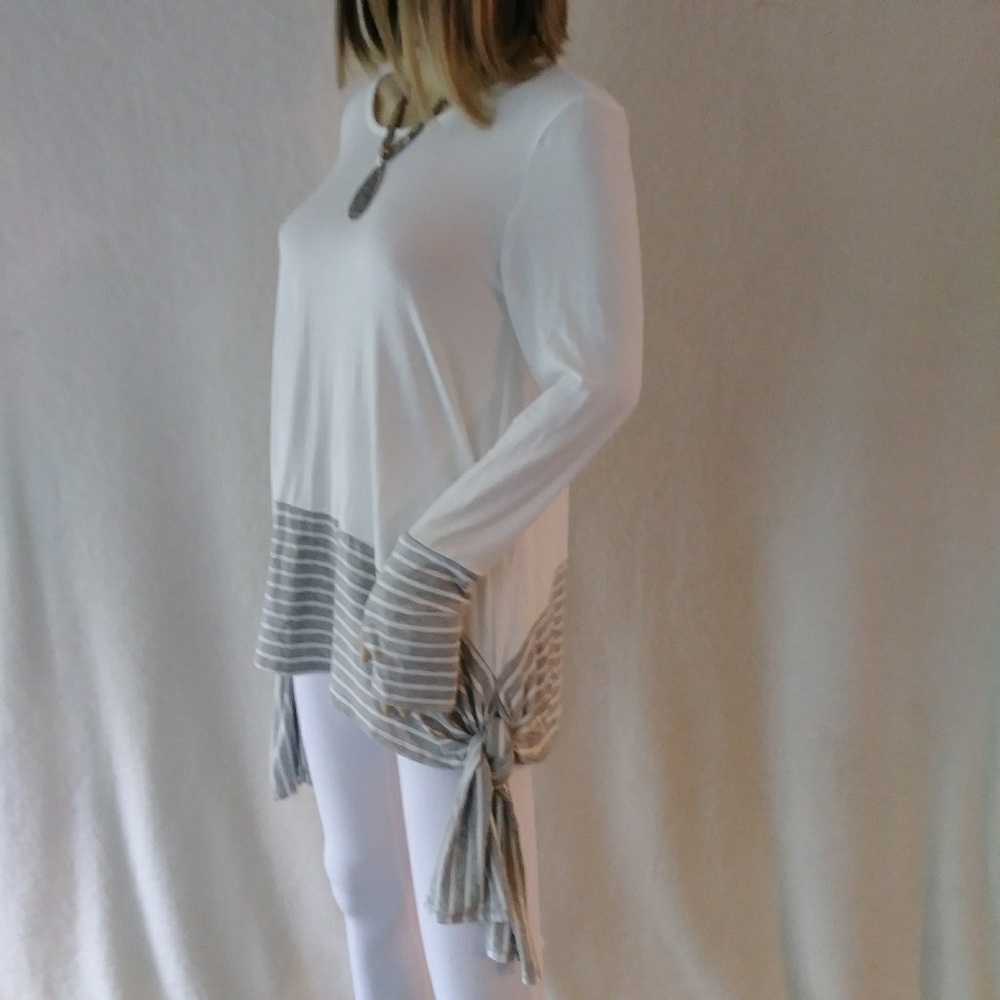 SALE! Color Block Off-White/Gray Tie-Hem Tunic - Picture 4 of 8